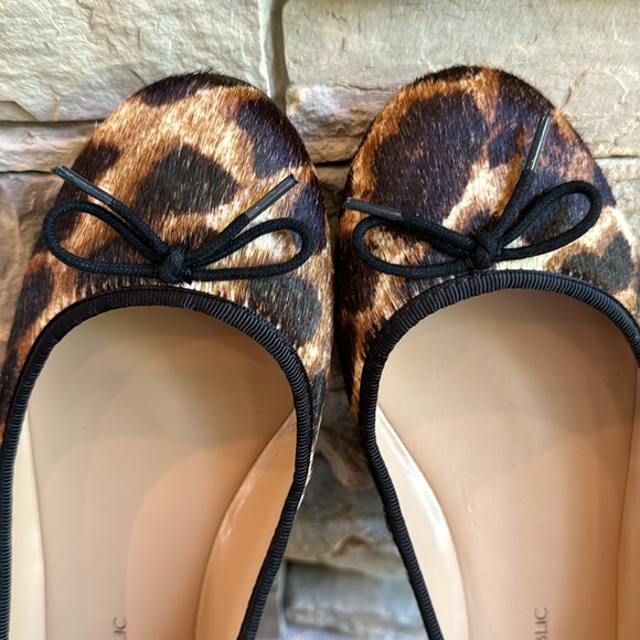 Banana Republic leopard print black and brown flats women size 6 - Picture 5 of 7